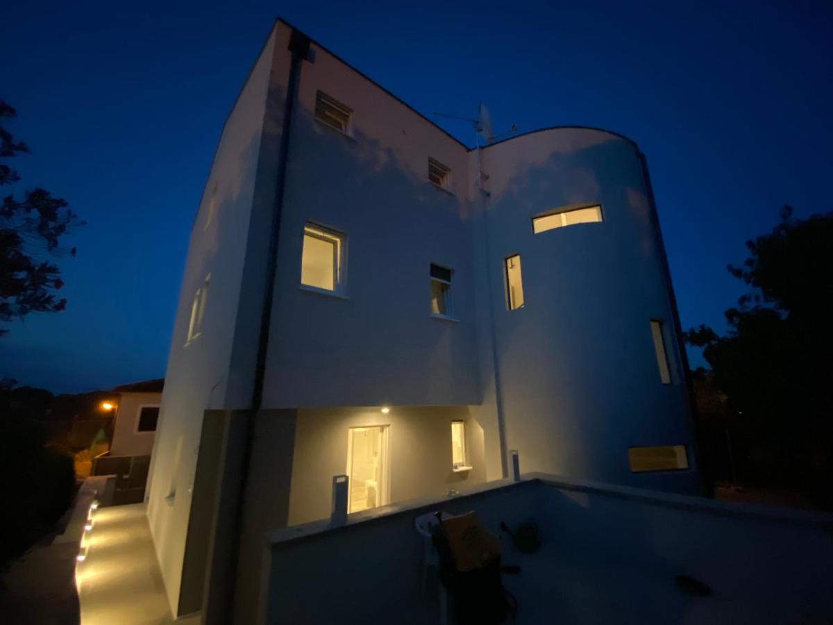 Apartments Hemetek Veli Lošinj Exteriör bild