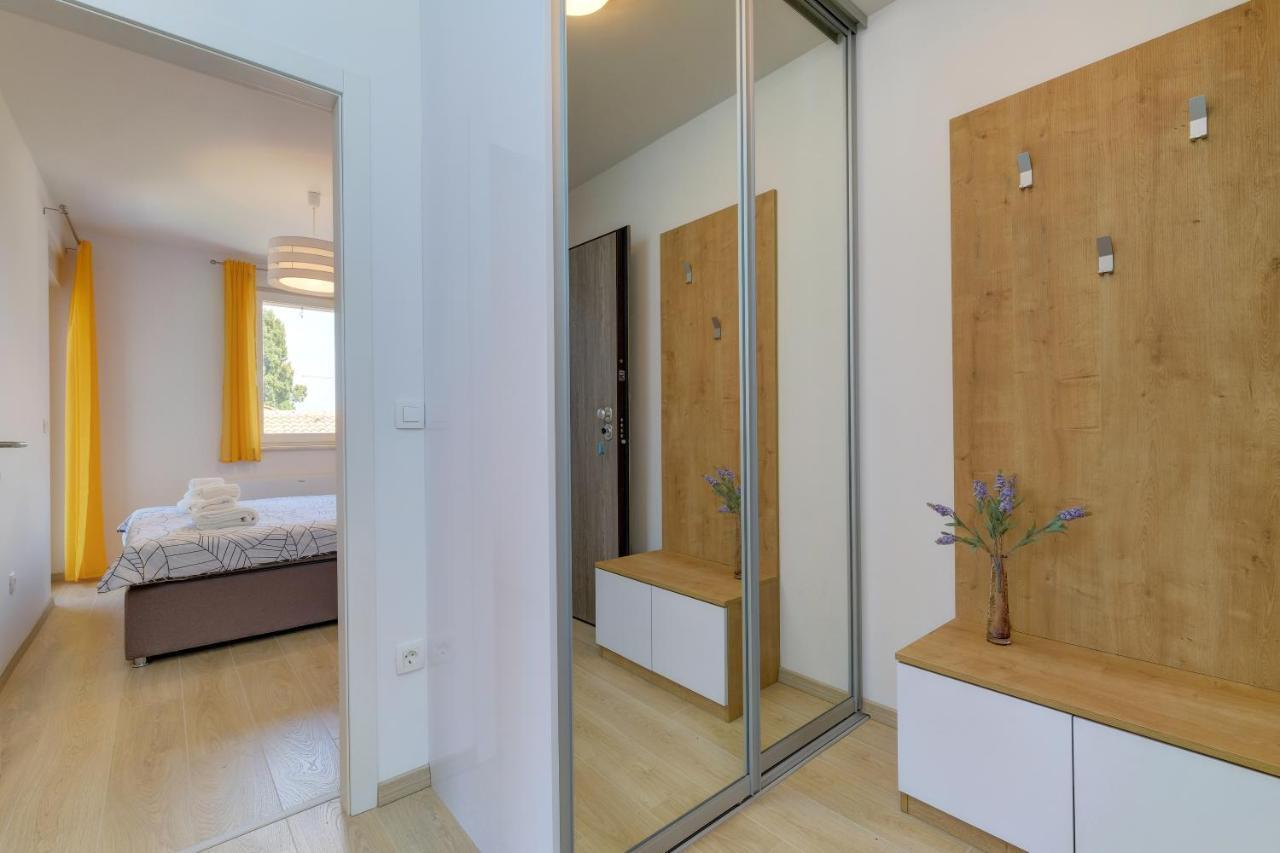 Apartments Hemetek Veli Lošinj Exteriör bild