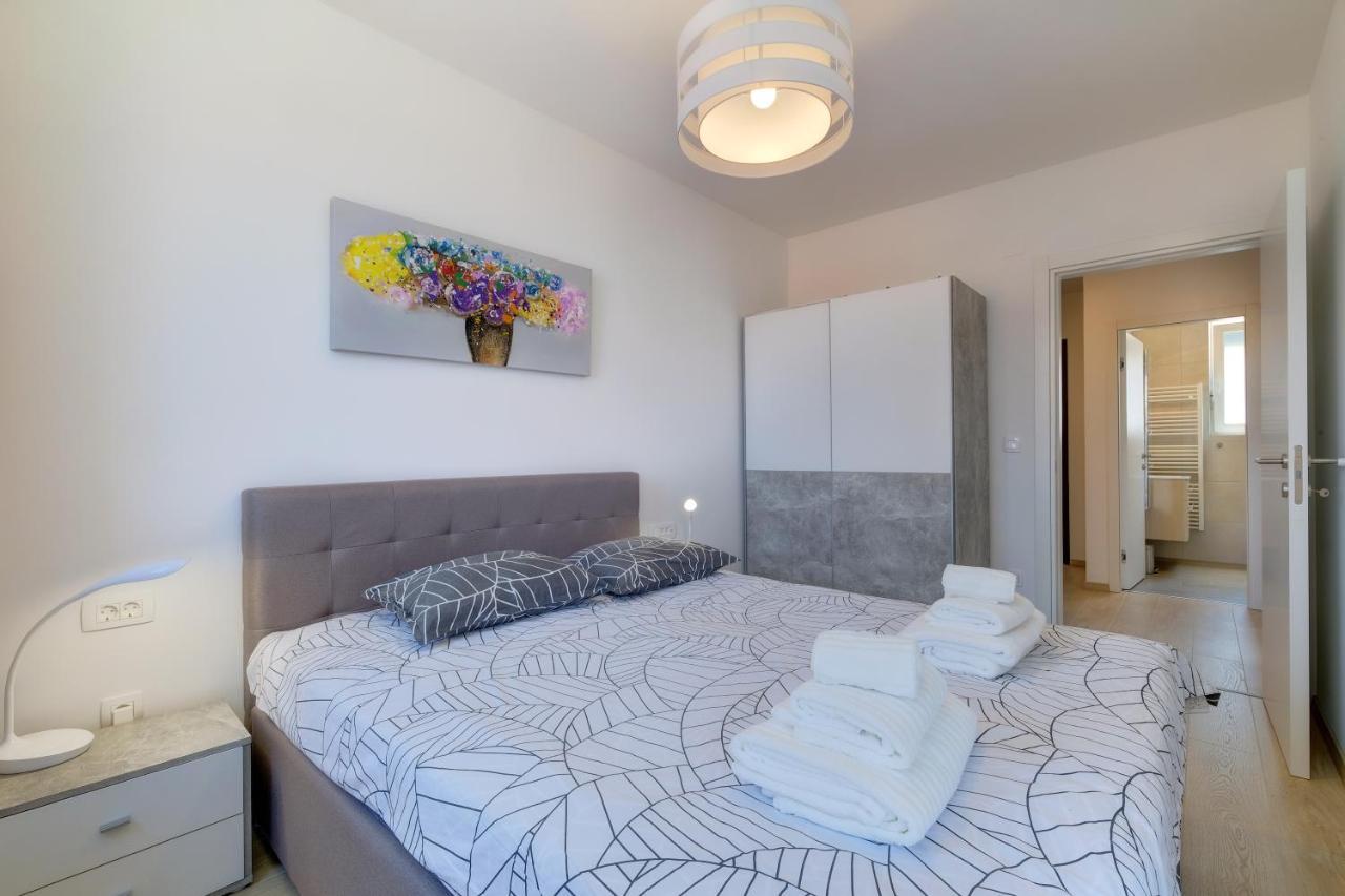 Apartments Hemetek Veli Lošinj Exteriör bild