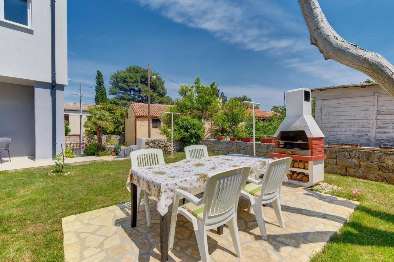 Apartments Hemetek Veli Lošinj Exteriör bild