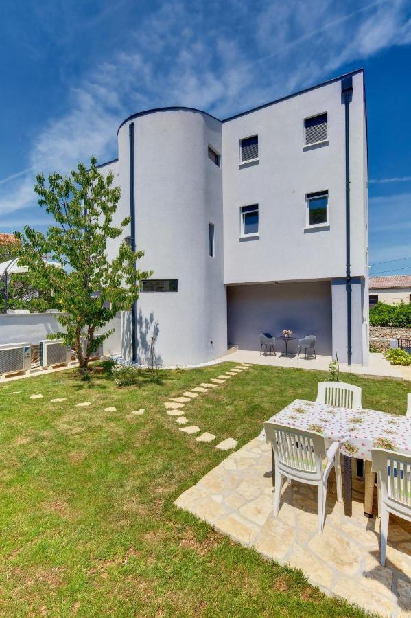 Apartments Hemetek Veli Lošinj Exteriör bild